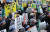 금감원 앞에 모인 홍콩 ELS 투자 피해자 모임. 뉴시스