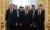 지난해 5월 러시아 모스크바에 모인 독립국가연합(CIS) 소속 국가 정상들. 카심-조마르트 토카예프 카자흐스탄 대통령(왼쪽), 푸틴 러시아 대통령(가운데), 샵카트 미르지요예프 우즈베키스탄 대통령이 앞줄에서 함께 걷고 있다. 로이터=연합뉴스