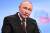 블라디미르 푸틴 러시아 대통령이 18일 모스크바에 있는 자신의 선거캠프에서기자회견을 하고 있다. AFP= 연합뉴스