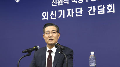 신원식 "北 선제 핵사용? 김정은 자살 결심하지 않는 한 쉽지 않아"