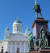 핀란드 헬싱키 시내 원로원 광장 중앙에 세워진 러시아 황제 알렉산드르 2세의 동상 뒤로 1800년대 러시아 지배기에 지어진 헬싱키 대성당이 보인다. 이영근 기자