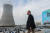 지난 13일 미국 조지아주 웨인즈버러의 앨빈 W. 보그틀 원자력 발전소를 방문한 안제이 두다 폴란드 대통령. EPA=연합뉴스 