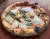 ‘대장장이 화덕피자’에서 구운 나폴리 대표 피자 마르게리타 엑스트라. [사진 이택희]