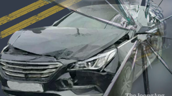 경사진 주차장서 미끄러지는 차 막으려다…30대 운전자 사망