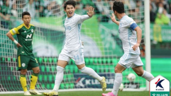 전북-울산, 시즌 첫 '현대가 더비'서 2-2 무승부