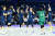 31일 인천 계양체육관에서 열린 남자부 챔피언결정전 2차전에서 득점한 뒤 환호하는 대한항공 선수들. 사진 한국배구연맹