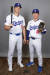 지난 2월 21일(현지시간) LA 다저스의 오타니 쇼헤이와 야마모토 요시노부가 새 유니폼을 입고 기념촬영을 했다. AP=연합뉴스