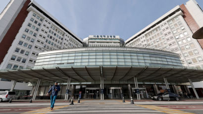 서울대병원 결국 ‘비상 경영’ 선언…병동 60개 중 10개 폐쇄