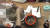 전남 광주의 한 식당에서 손님이 먹던 국밥에 담배가 들어가 있다며 고성을 지르고 항의하는 소동이 벌어졌다. 사진 JTBC 사건반장 캡처