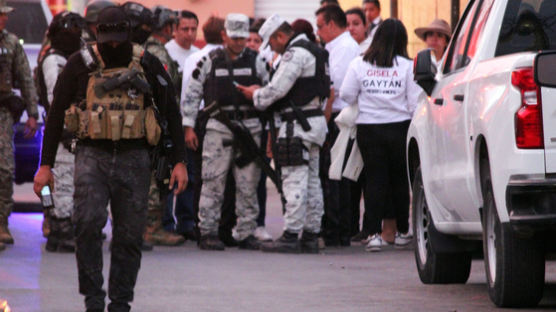 목숨 걸고 정치하는 멕시코…현직 시장·후보 52명 살해 당했다