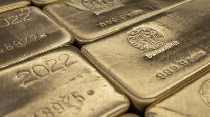 국제 금값 온스당 2300달러 첫 돌파…안전자산 선호 강화