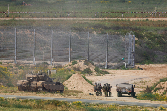 이스라엘군, 이란 보복 경고에 휴가 중단…"오폭 군인 2명 해임" 