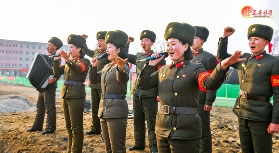 "감색 코트에 털모자, 광주 도심에 북한군 활보" 경찰 출동 소동