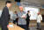 지난해 8월 31일 경북 의성군 비안면 비안만세센터에서 대구 군공항 이전사업 전략환경영향평가 주민 설명회가 열린 가운데 주민이 관계 당국에 항의하고 있다. 연합뉴스