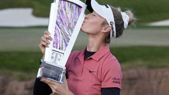 코다, LPGA 4연승…26세에 ‘전설’ 반열에