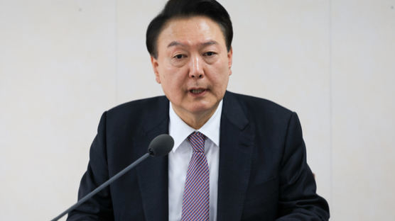 韓 총선에 주요 외신들 "尹, 레임덕 위협 직면…역풍 찾아올 것"