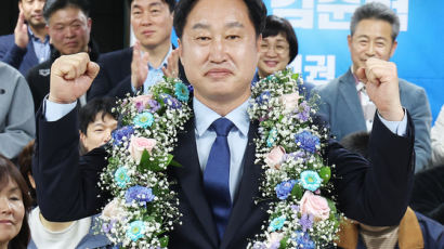 '막말' '불법대출' 논란 민주당 김준혁·양문석 나란히 국회 입성