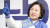  더불어민주당 추미애 후보가 지난 7일 하남시 위례스타필드시티 앞에서 선거유세를 하고 있다. 연합뉴스