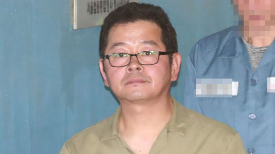 ‘윤석열 협박’ 유튜버 1심서 징역 1년, 법정구속