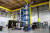 미국 워싱턴주에 있는 차세대 소형모듈원자로(SMR) 기업 테라파워의 에버렛연구소에서 연구소 직원들이 소듐냉각재 시설의 작동 상태를 살펴보고 있다. 사진 테라파워