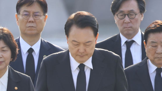 [속보] 尹대통령, 이재명 대표와 전화 "다음 주 용산에서 만나자"