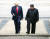 2019년 6월 판문점 군사분계선 북측 지역에서 만나 인사한 뒤 남측 지역으로 이동하는 트럼프 당시 대통령과 김정은 북한 국무위원장. 연합뉴스