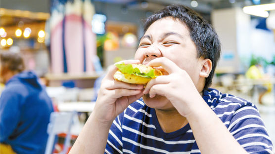 "식탐 결정되는 나이 있다" 이거 몰라 비만 아이 만든다 [건강한 가족]