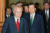 김대중 대통령과 이회창 한나라당 총재가 2000년 6월 24일 청와대에서 회담을 하기 위해 회담장으로 들어서고 있다. 중앙포토