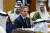 토니 블링컨 미국 국무장관(가운데)이 29일 사우디 아라비아 리야드에서 열린 GCC-미국 합동장관회의에 참석하고 있다. 로이터=연합뉴스