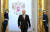 7일(현지시간) 러시아 모스크바 크렘린궁에서 열린 대통령 취임식에 블라디미르 푸틴 대통령이 참석하고 있다. EPA=연합뉴스
