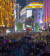 중국 버전 틱톡인 더우인에는 노동절 연휴인 지난 1일 상하이의 명소인 와이탄 거리가 인파로 발디딜 틈 없이 가득찬 모습이 담긴 영상이 올라왔다. 사진 더우인 캡처