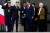 6일 3자회담을 마치고 엘리제궁을 나선 에마뉘엘 마크롱 프랑스 대통령과 시진핑 중국 국가주석, 우르줄라 폰데어라이엔 유럽연합(EU) 집행위원장(왼쪽부터). [로이터=연합뉴스]