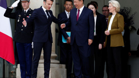 시진핑 “유럽, 중요한 동반자” 마크롱·폰데어라이엔 “공정한 무역부터”