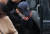 서울 강남역 인근 건물 옥상에서 자신의 여자친구를 살해한 혐의를 받는 20대 의대생 최모씨가 8일 오후 서울 서초구 서울중앙지법에서 열린 구속 전 피의자 심문(영장실질심사)에 출석하고 있다. 뉴스1