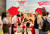 현대백화점 신촌점에서 세이브더칠드런 빨간염소 행사에 참여한 아이들