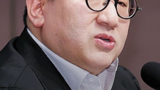 엔터 주식부자 1위는 2.6조 방시혁…BTS 전원 '100억 클럽'