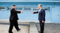 文 회고록 "대북 제재 답답, 화난다"…북한 아닌 미국탓 논란