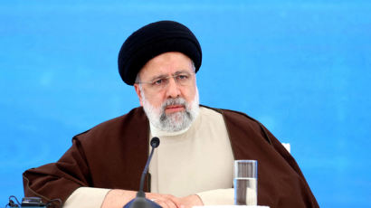 '헬기 실종' 라이시 이란 대통령…"최고지도자 유력 후보"