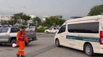 싱가포르항공 여객기 난기류에 방콕 비상착륙…1명 사망