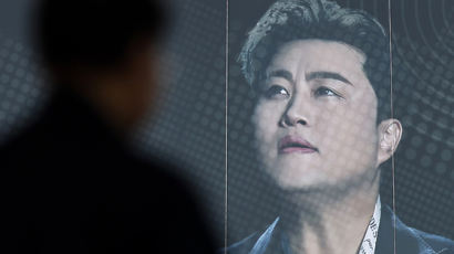김호중, 23·24일 콘서트 강행…“이후 모든 활동 중단·자숙”