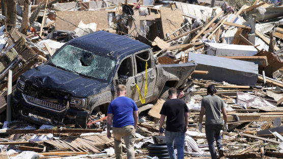 미 중남부에 토네이도…텍사스서 최소 5명 사망