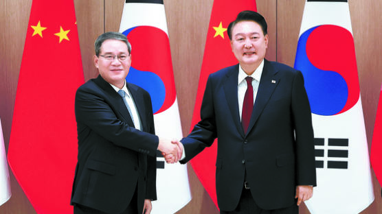 尹, 북핵·북러 군사협력에 "中, 평화 보루 역할 해달라"