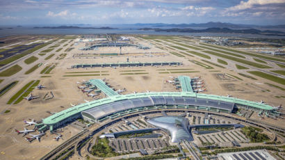 인천공항에도 오물 풍선 떨어져…비행기 4편 운항 지연 피해
