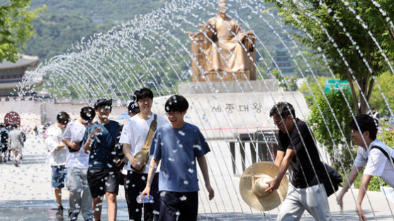 현충일 ‘서울 31도’ 한여름 더위…주말 전국에 비 쏟아진다