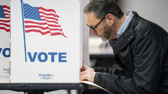 '비시민권자 투표권'에 두쪽난 미국…“불법 선거 막자” “트럼프 음모론”[세계한잔]