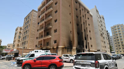 쿠웨이트 과밀 노동자 숙소 화재 사망 50명 중 40명이 인도인