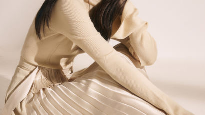 수지·김연아에 이어…김태리, 우리 옷 ‘한복’ 세계에 알린다