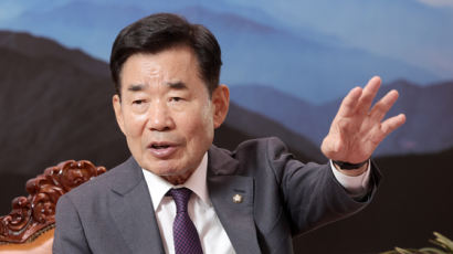 김진표 전 의장의 조언 "팬덤은 고작 0.01%, 노예되는 순간 실패"