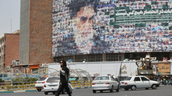 D-3 이란 대선…하메네이 측근-국회의장 선두 다툼, 개혁파도 선전