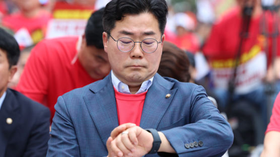 "지난 2년도 길었다"…국민청원으로 尹 탄핵 바람 잡는 野
